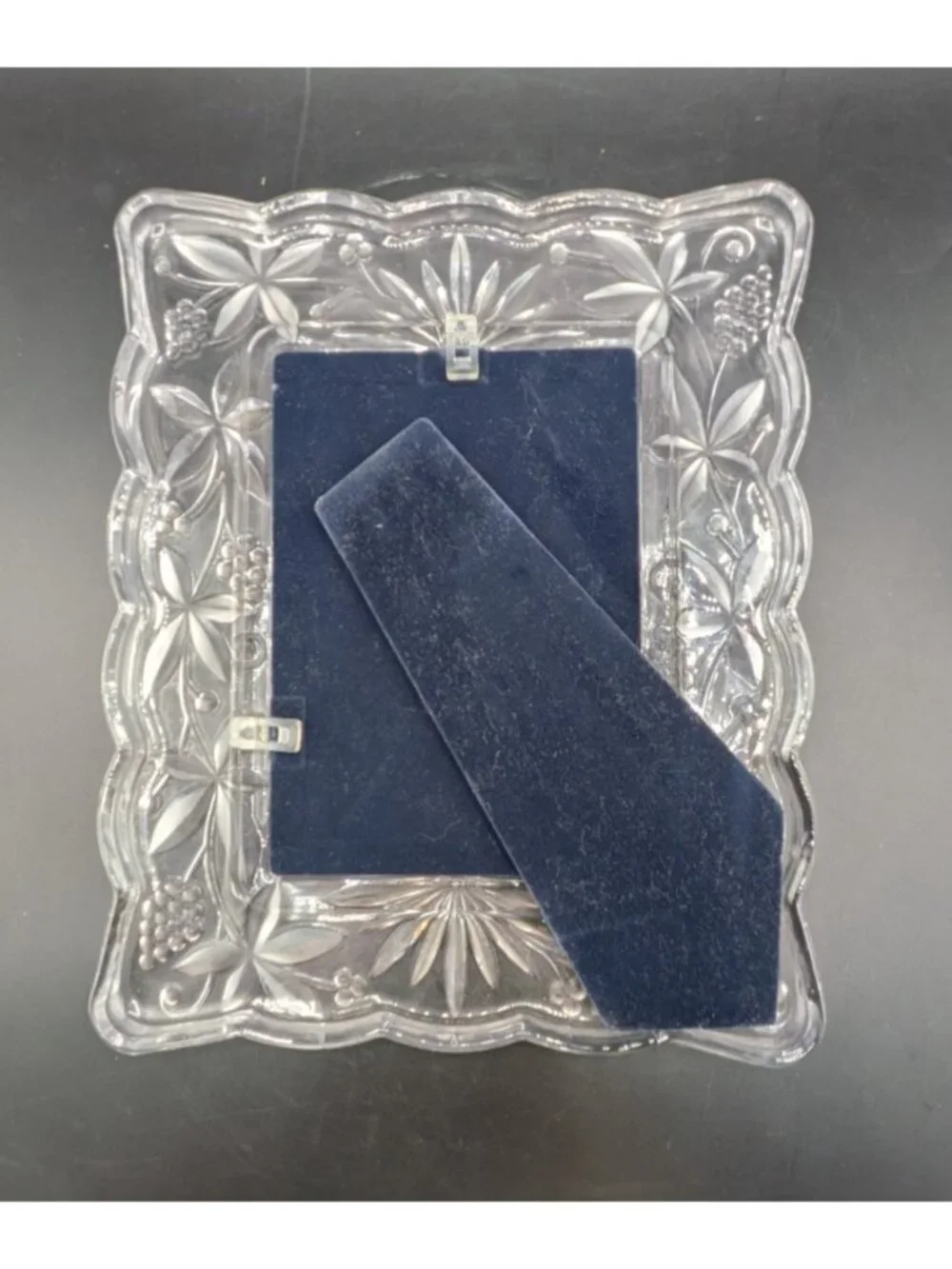 Vintage Mikasa Garden Terrace Floral Crystal Glass Picture Frame Holds 5x7